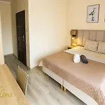 Lima 3*