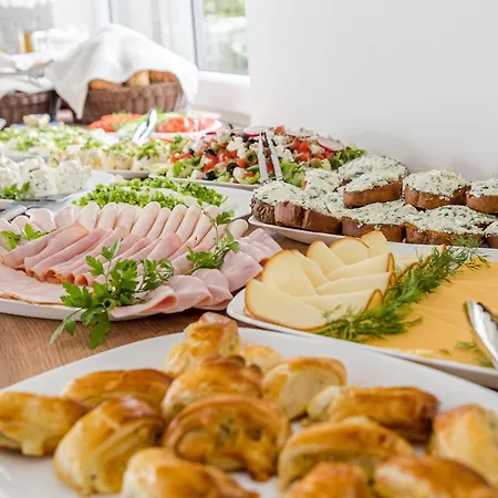 Lima Alojamento de Acomodação e Pequeno-almoço Ustka