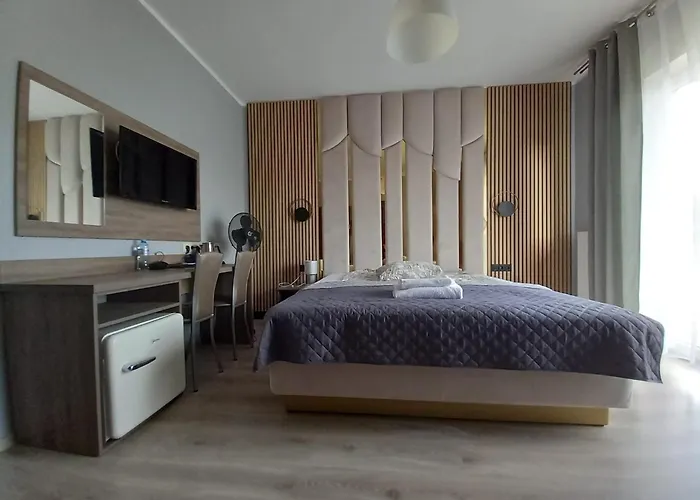 Lima Nocleg ze śniadaniem 3*