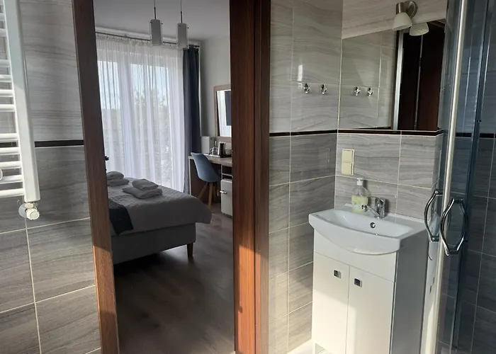 Lima Nocleg ze śniadaniem 3*